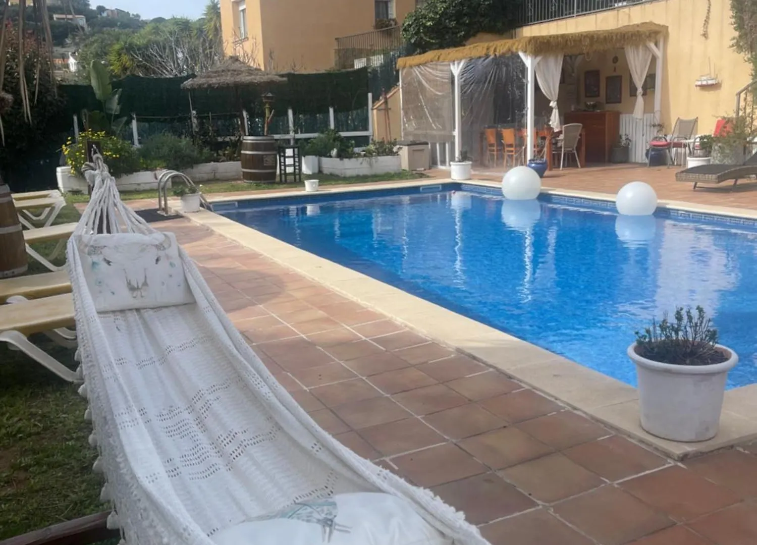 Studio Petit Fleurs Con Piscina Y Patio Calonge  Calonge (Catalonia)